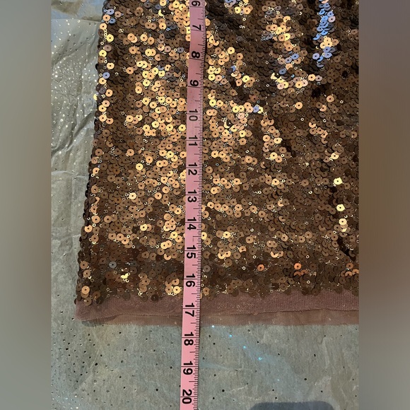 Lauren Conrad sequin mini skirt - Picture 13 of 13